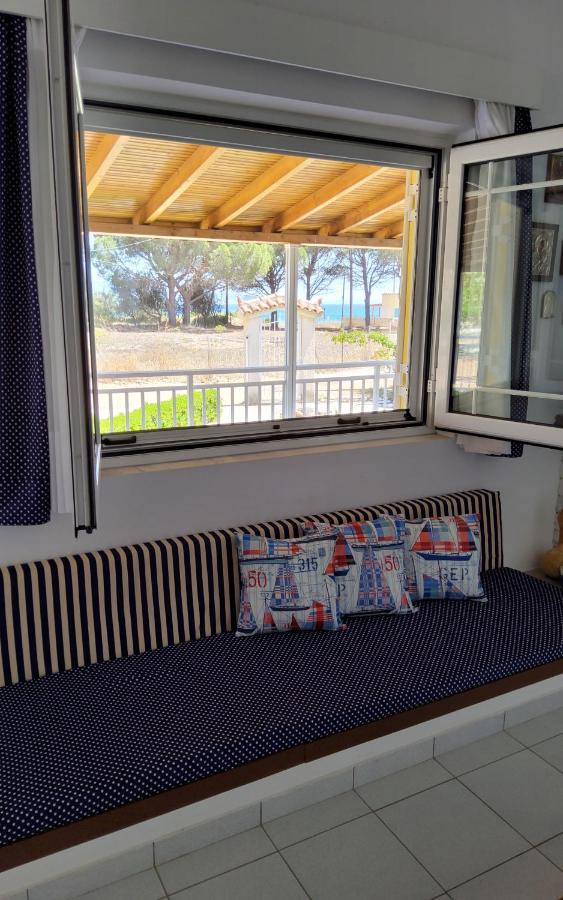 Fully Equipped Beach House At Pachia Ammos Plytra Esterno foto