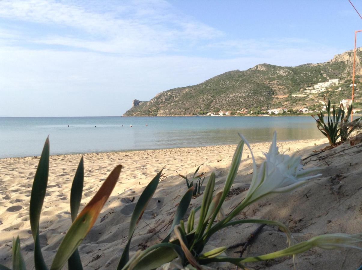 Fully Equipped Beach House At Pachia Ammos Plytra Esterno foto